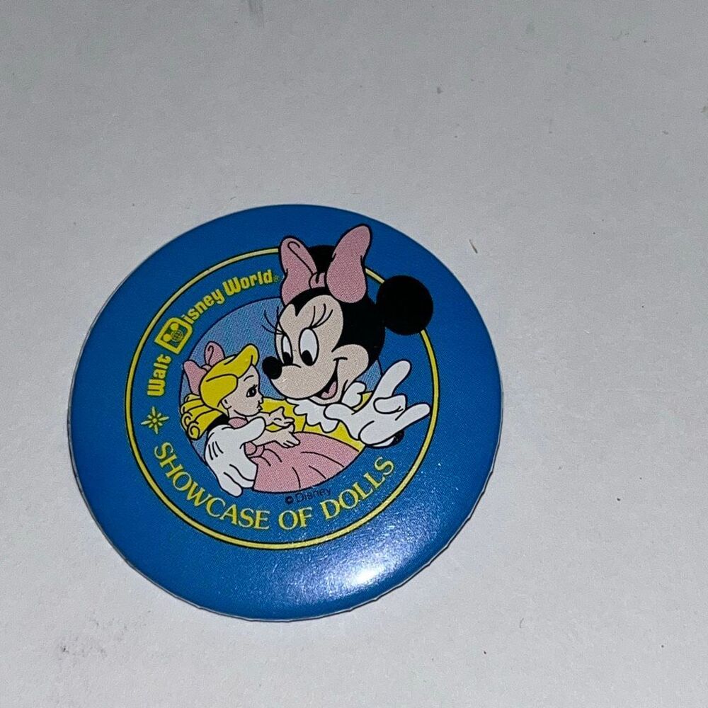 1980's Disney World Showcase of Dolls 2 1/4" Pinback‎ Button